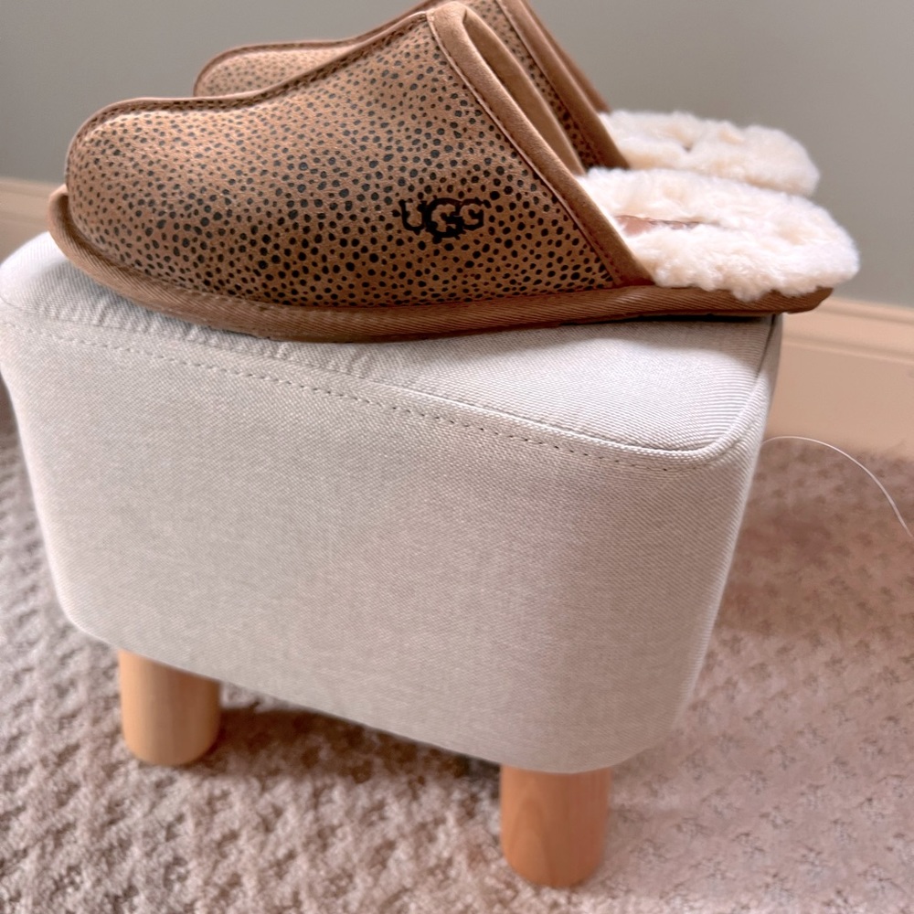 Ugg Cheetah scuffette